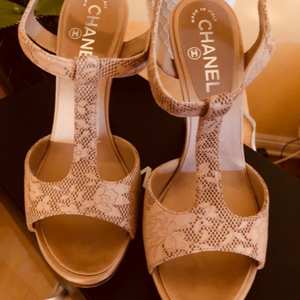 Chanel Floral Shoes Size 38